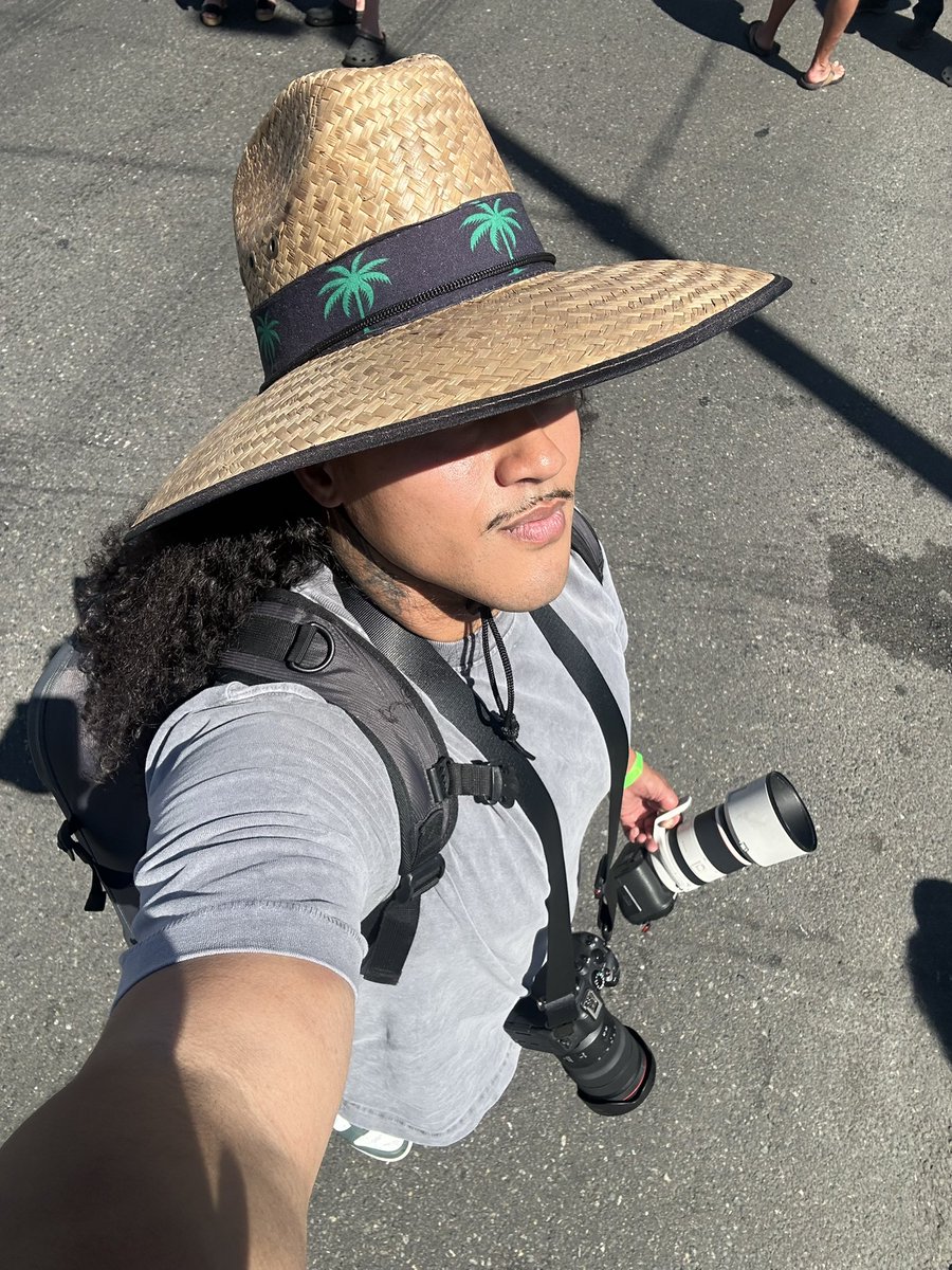 J (@curlyheaduce) on Twitter photo 