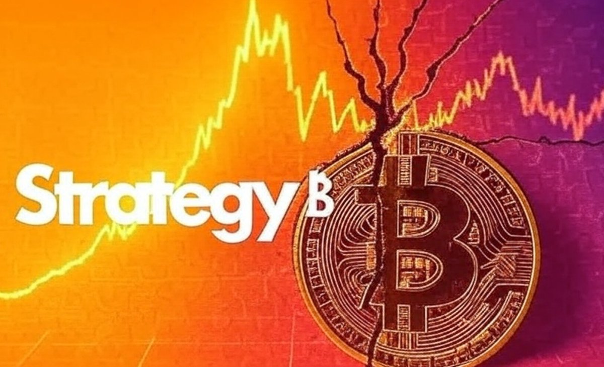 QTrader_Pro's tweet image. 🚨 THE  LARGEST  BITCOIN  EXPERIMENT  EVER  IS  CRACKING  IN  REAL  TIME  🚨

#Bitcoin must stay above 75k on January 15, 2026 or else...

I honestly still can’t wrap my head around this: the biggest corporate Bitcoin holder in the world is now worth less than the Bitcoin it’s…