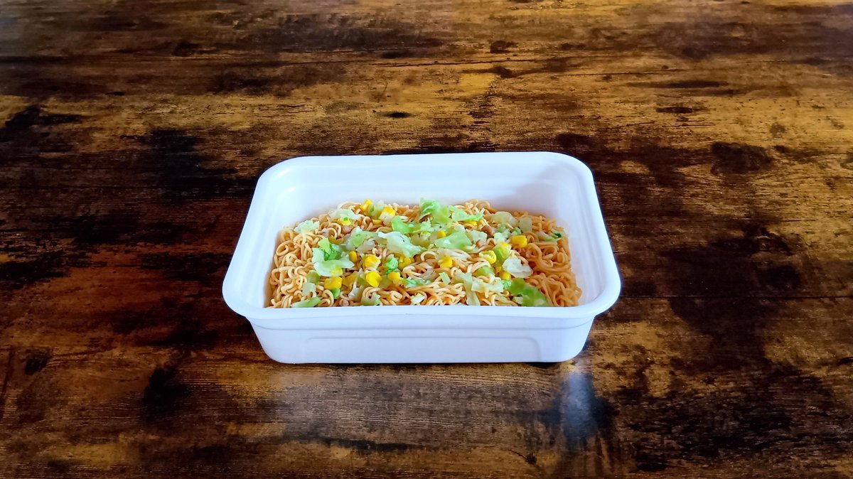 ↓ ② ※ペヤング 甘辛味噌醤油やきそば(Mミスターマックス創業100周年