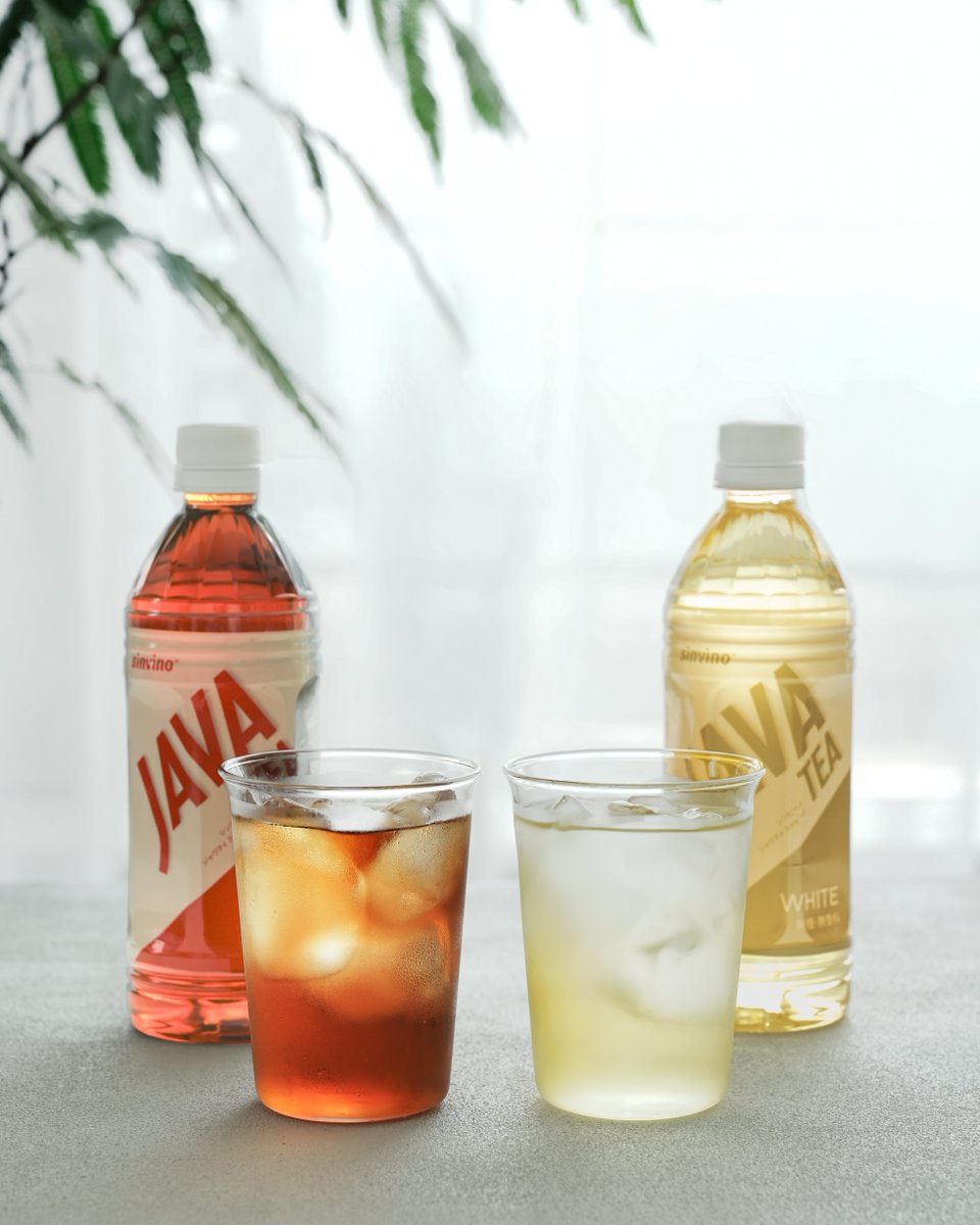 #ジャワティ 「ホワイト」って何ですか？🍃

インドネシア・ジャワ島産の茶葉100％。
“芯芽（シルバーニードル）と一葉のみ” を微発酵させた
無糖・無香料のストレートティです。
輝きのある黄金色、クセのない爽やかな香り。

すがすがしく、やわらなか味わいが魅力✨

🔴 レッド vs ホワイト