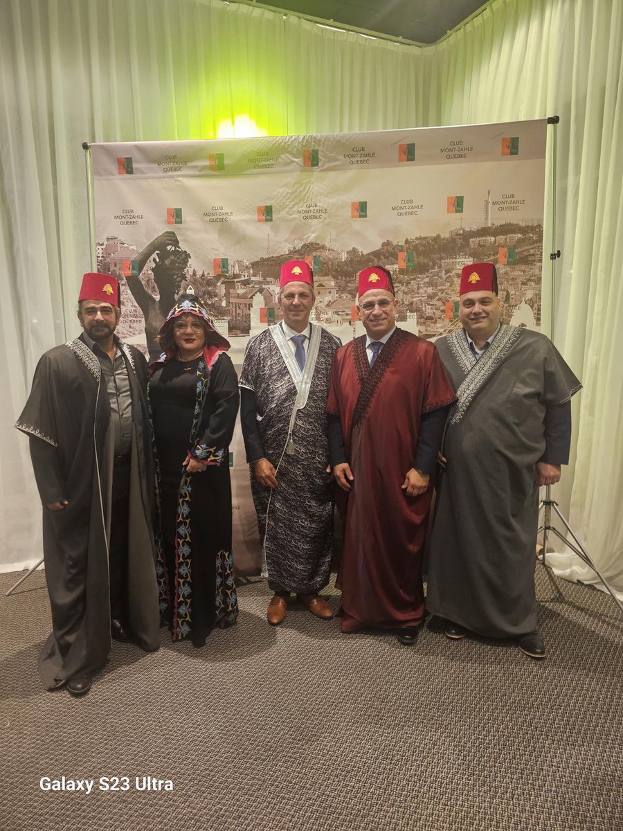 CanadaColco's tweet photo. لبّى منسّق عام كولكو كندا@a_menassa برفقة عدد من أعضاء هيئة كولكو مونتريال دعوة نادي
Mon Zahle Quebec للمشاركة في عشائها السنوي استُهلّ اللقاء بكلمة لرئيس النادي  ميشال شهوان شكر فيها الحاضرين  على المشاركة والمساهمة من اجل مساعدة وإنماء مدينة زحلة. https://t.co/dK4CnQkbX2