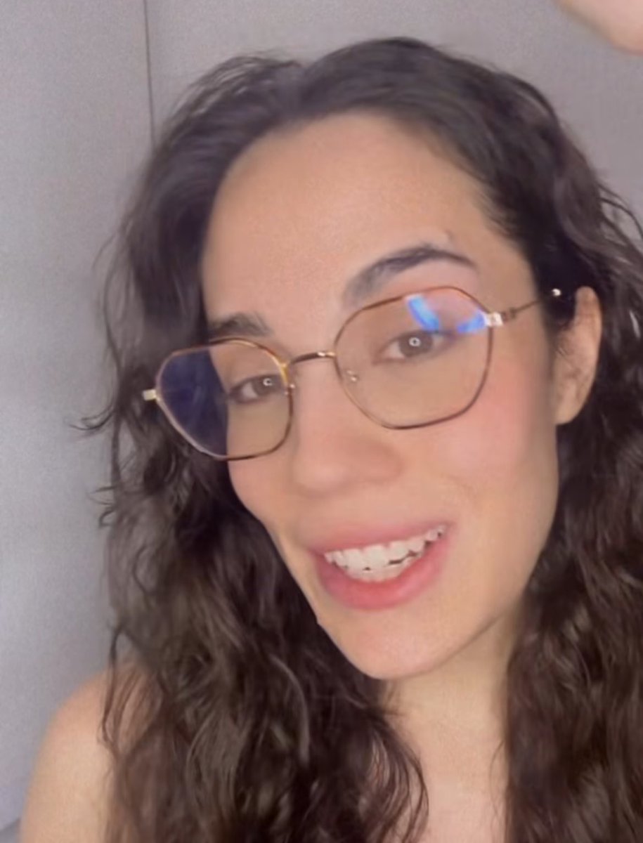 archivemyra's tweet image. 