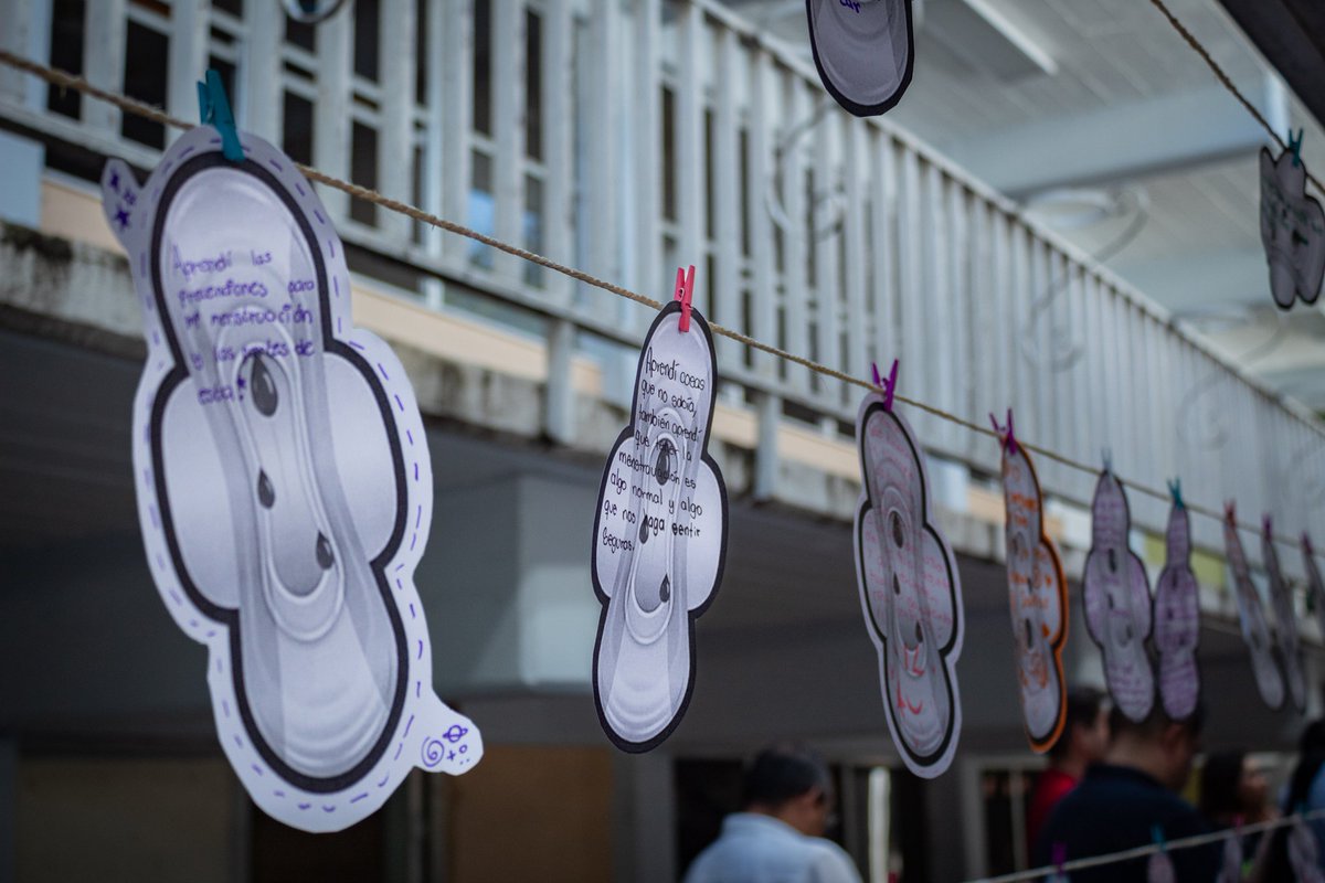 NoemiJuarezSEB's tweet photo. Regresamos al Internado Palmira Cuernavaca para arrancar la Estrategia Nacional en #EducaciónBásica por una Menstruación Digna. https://t.co/F4HXTfsGro