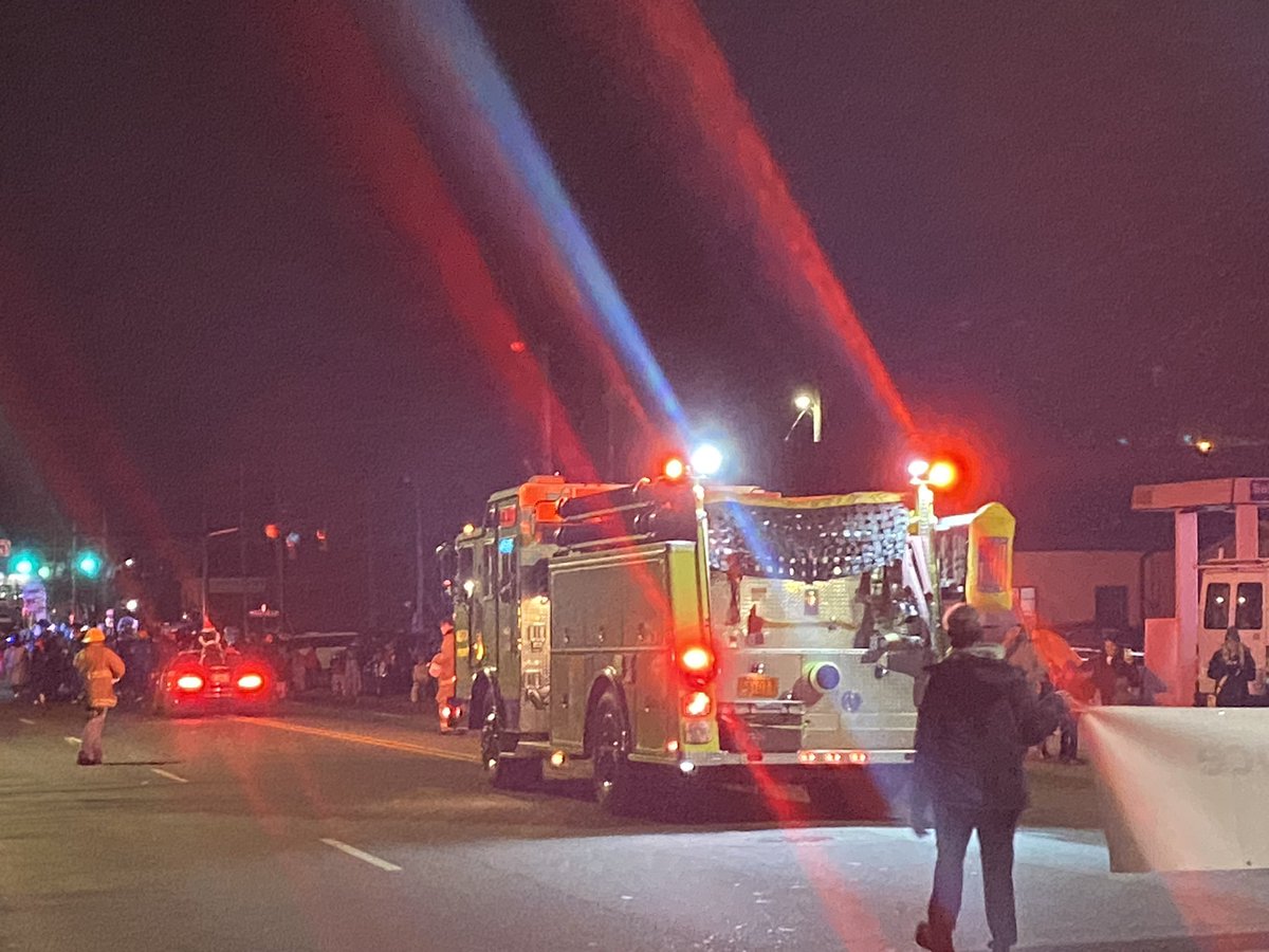 AlexDepartment's tweet image. We was in the parade with some of our  fire department thanks Alex Perdue for recording recording them!