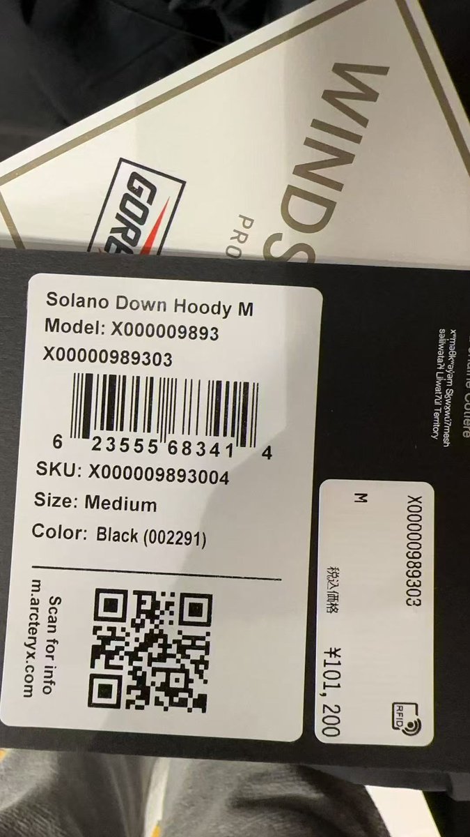 daikikaitori's tweet photo. 12月02日

Solano Down Hoody Mens 
定価;¥101200
モデル番号： X000009893

Black:
M(１１５０００
L(１１１０００
S(１０９０００

Solitude；SML（１０６０００

Black Sapphire；SmL（１０５０００

https://t.co/0ojHIBezRA…

※お問い合わせ、ご予約はDMからでお願いします🙇

#買います
#買取 https://t.co/V2RHOHxsxo