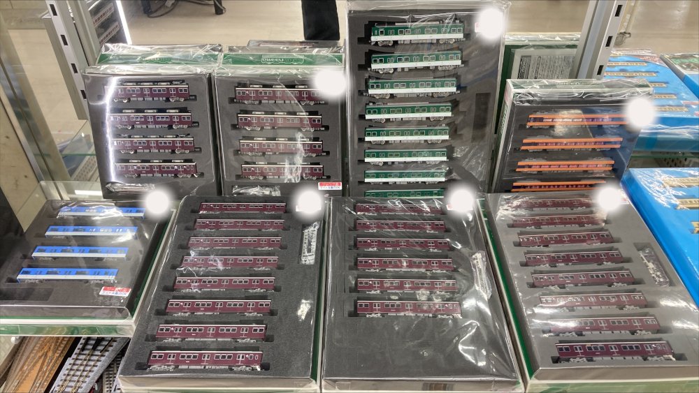 🎸ぽち塚本店🎸 今年も12月に入りまして、 いよいよX'masも近づいて