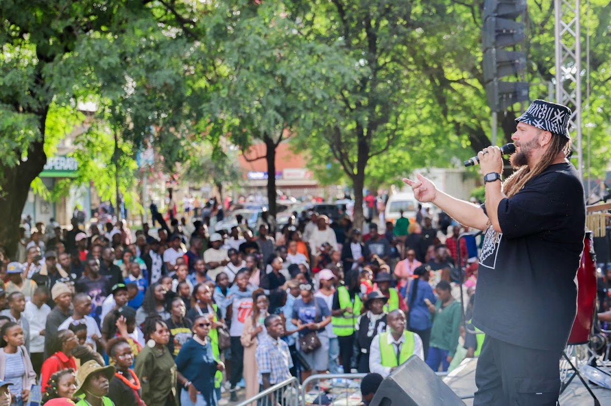 @ChristafariBand tweet media