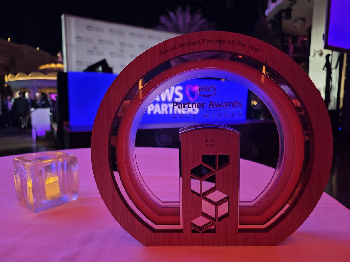 goocarlos's tweet image. 📍 Las Vegas, AWS re:Invent
​I am truly honored to receive the Social Impact Partner of the Year award on behalf of Dify tonight. 🏆
​For an open-source platform, &quot;Social Impact&quot; is the highest form of recognition. It validates our core mission: to democratize LLM application…