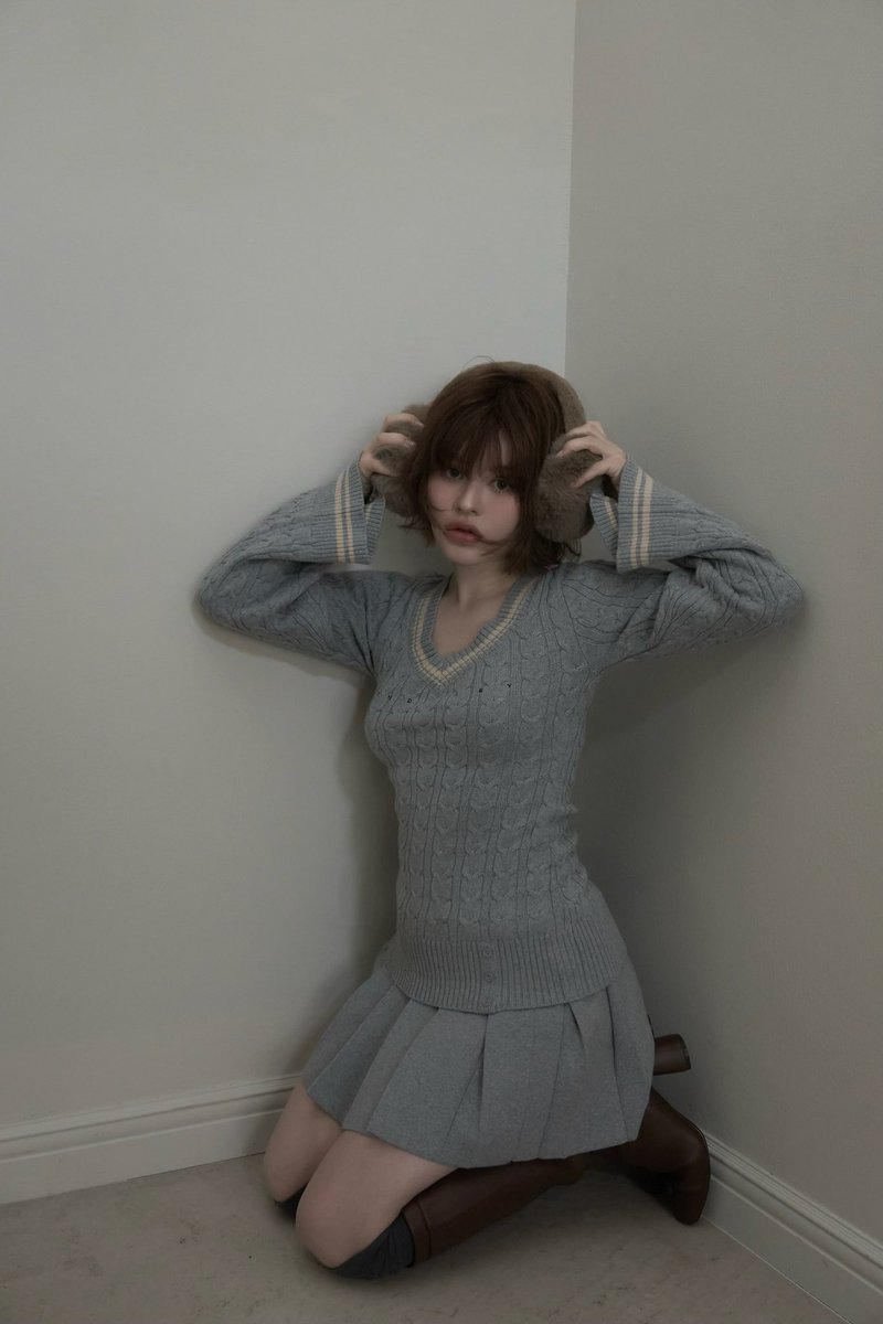 Yuhua school knit set up color gray/black ¥18700-tax in トップスと Yuhua school knit set up color gray/black ¥18700-tax in トップスと