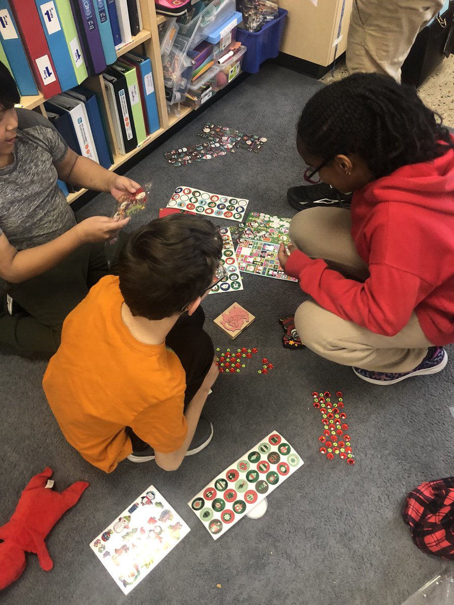 Miss Davis’s Grade 5 Class tweet media