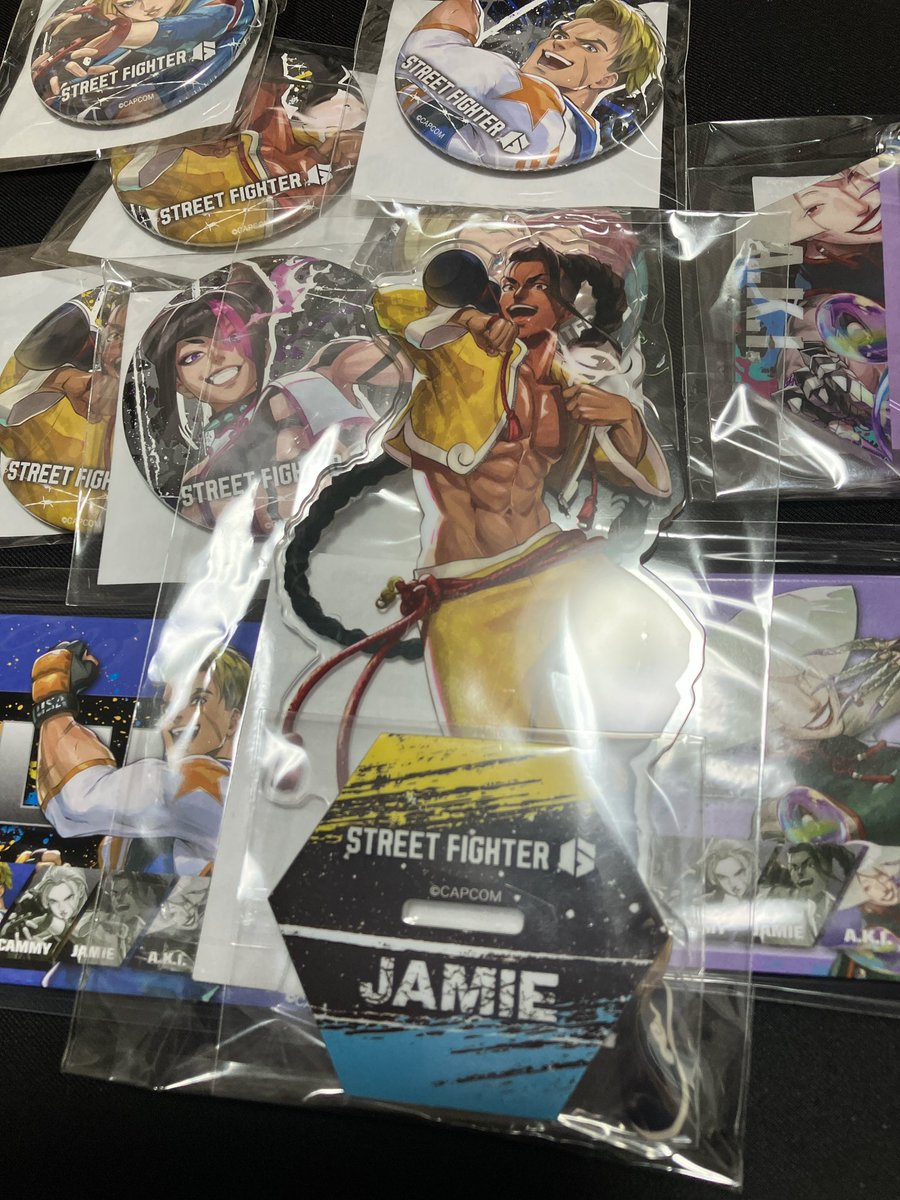 スト６ カプくじ ルーク&ジェイミーアクスタ２点セット カプくじのスト6グッズ届いたぞ。ルークのアクスタ出なかったけど