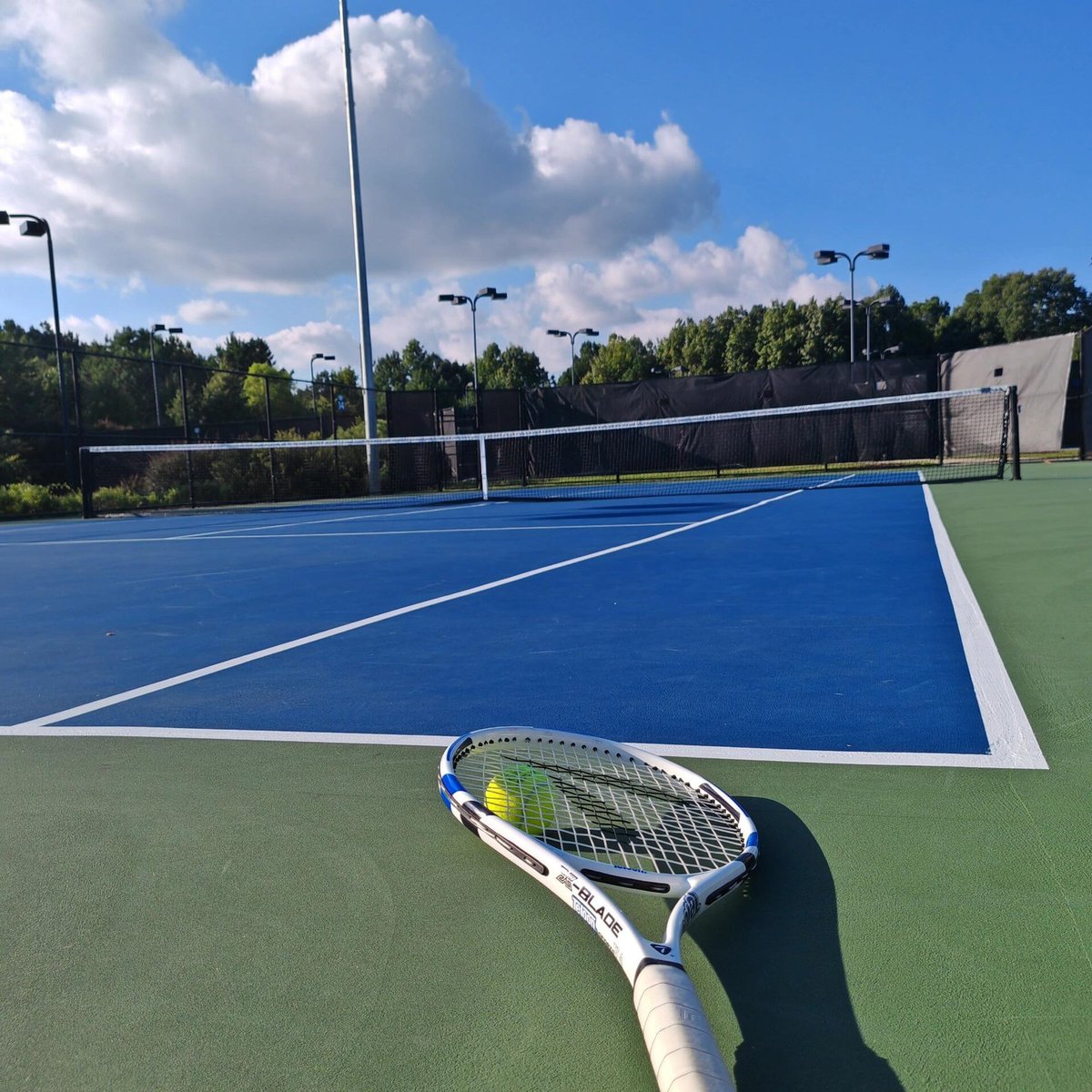 didiabreuu's tweet photo. ボール拾いすら楽しく感じる日ってあるよね🎾😌
うまくいかなくても、コートに立つだけで前向きになれる。
今日もテニスが教えてくれた、小さな成長。
#テニスのある生活 #テニス女子 #スポーツ習慣 #テニス好き #テニス部 https://t.co/zL3CDQyMSV