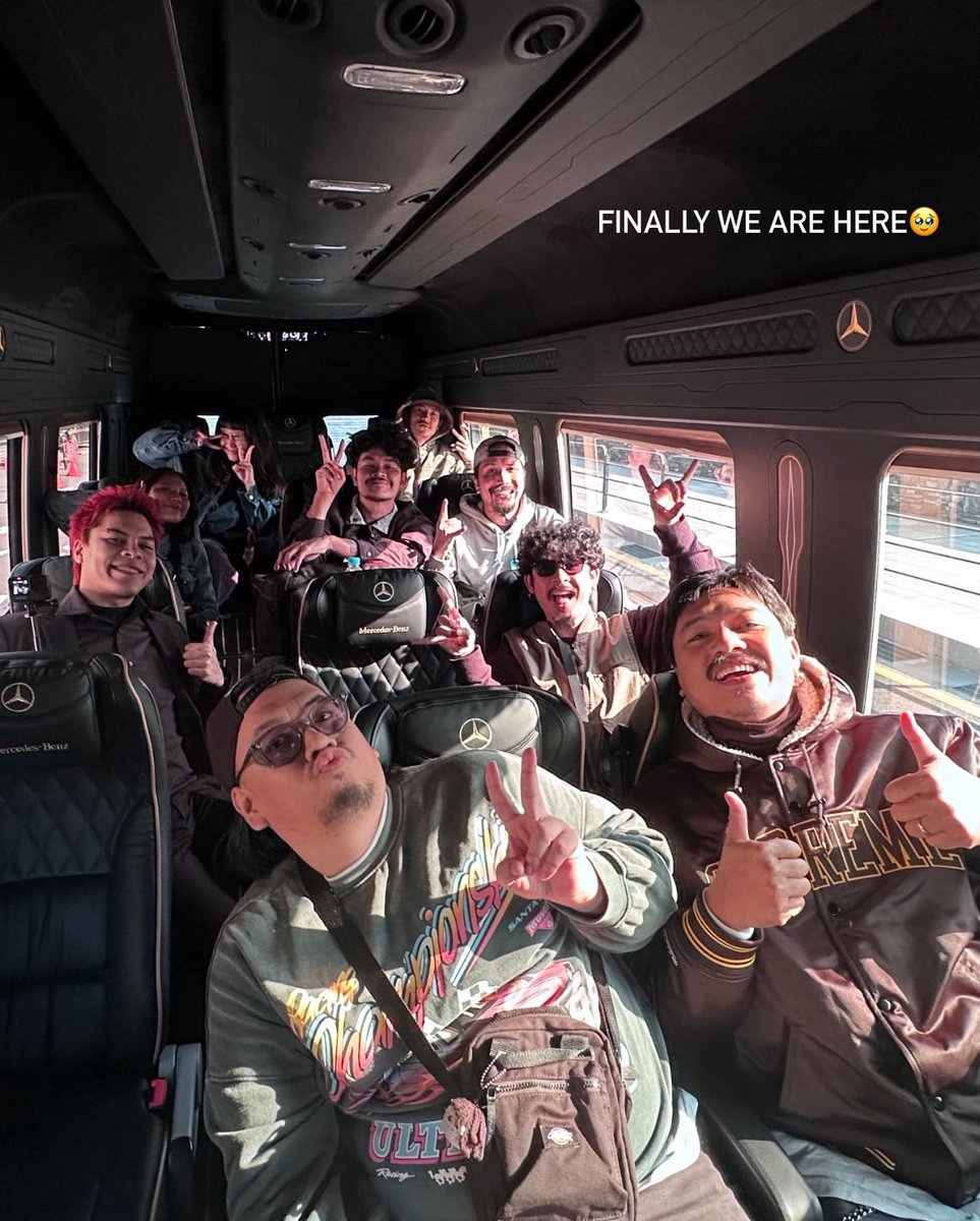 รางวัลของคนเก่งสินะ บินไกลถึงเกาหลีแล้ว
รางวัลไรไม่รู้ แต่ภูมิใจมั่กกกก😭🏆
#OHANA