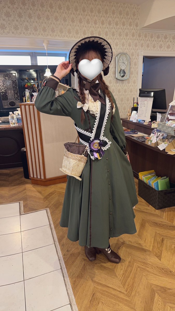 #マジマザお茶会  #カフェバロック
 #みっしぇるのootd
bonnet &amp; jacket &amp; dress : innocent World
earring ＆ ring：<a href="/lafatalejp/">LA FATALE/ラファタル⛓11/16 arteVarie131 東5 X-57</a> 
lily ring：<a href="/emlekere74/">Bartok Emlekere╋</a>
boots : axes femme
bag : <a href="/marchenmerry/">marchenmerry✳︎メルヒェンメリイ</a> 
écharpe &amp; rosette : <a href="/crescenteca/">Crescenteca@11/30マジマザお茶会</a>