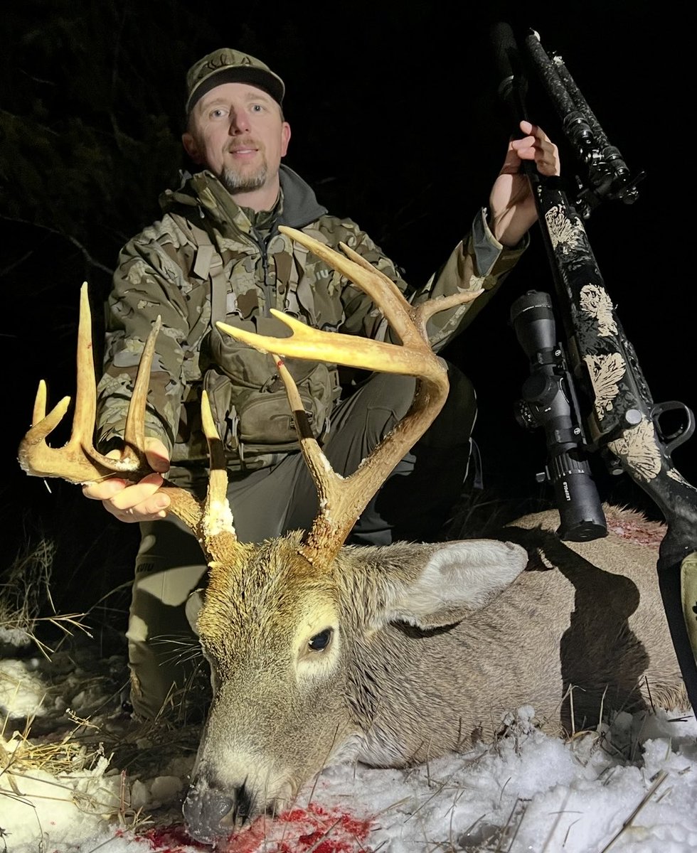 MarksmansCreed's tweet image. After seeing and passing on quite a few smaller bucks this season I was finally able to tag out on a mature Whitetail on Saturday right before dark.  Very stoked to harvest this cool looking buck!  @christensenarms #platinumramsclub #300wsm #whitetail #whitetailbuck #kicker