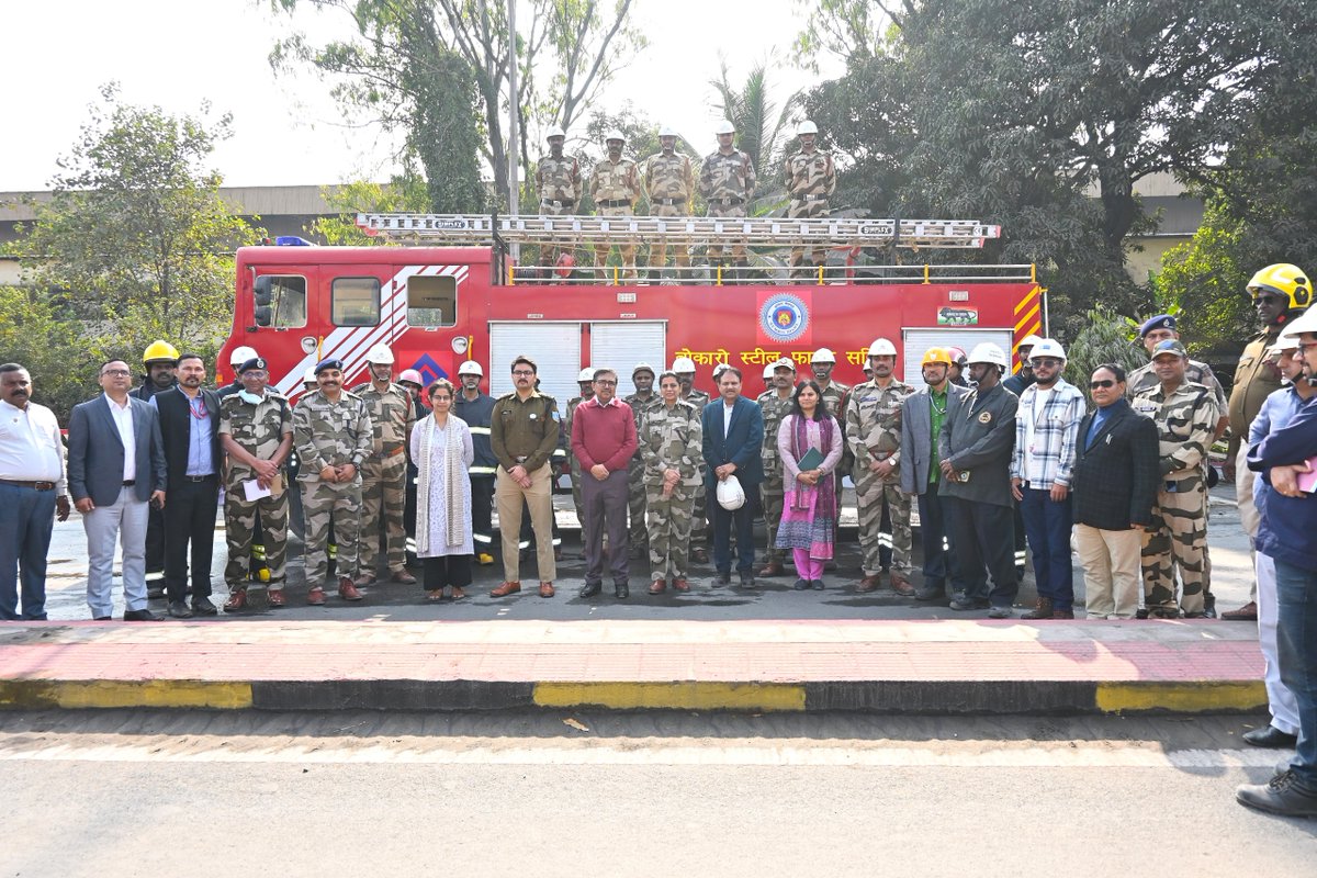CISFHQrs's tweet image. CISF Leads Multi-Agency Mock Exercise on Gas Leakage at CISF Unit, BSL Bokaro

A high-intensity #MockDrill was conducted at CISF Unit BSL, #Bokaro to assess emergency #preparedness, sharpen response capabilities and enhance #coordination among all stakeholders during an…