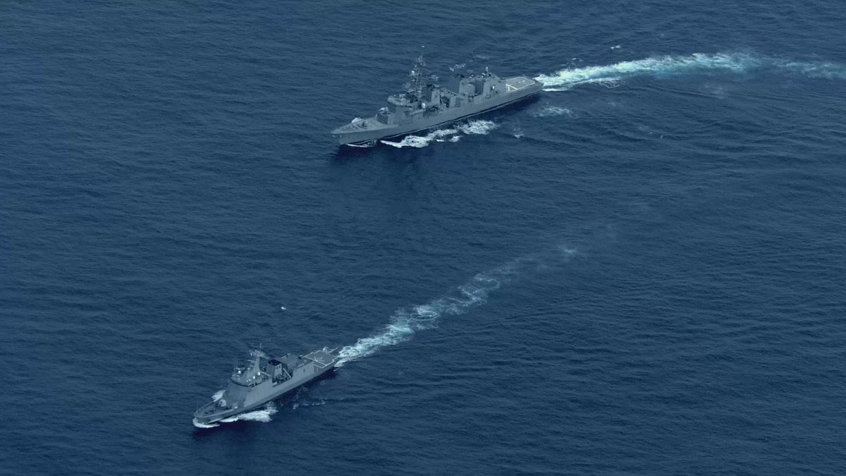 AmbJPNinPH's tweet image. Proud to witness @JMSDF_PAO’s participation in another 🇯🇵-🇵🇭 Bilateral Maritime Cooperative Activity (MCA). We’re sailing together to champion #UNCLOS and reinforce peace &amp;amp; stability across the Indo-Pacific. 🌊🚢 #FreeAndOpenIndoPacific