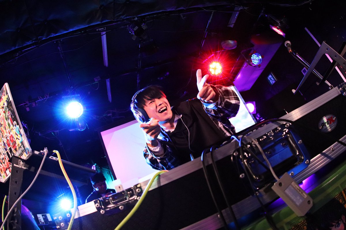 sacurea_sbr55's tweet photo. 10月25日(土) にゲスト出演させていただいたDJイベント『RIVERST ANIMATION vol.7』のお写真をカメラマンのmichu(@1qirml)さんよりいただきました📸

素敵なお写真ありがとうございます！

┈┈┈
📍新潟CLUB RIVERST
🏷️ #リバニメ
様々な企画あり！唯一無二の面白イベントです！
次回は2周年回‼️㊗️ https://t.co/1Z5E8gGTHL