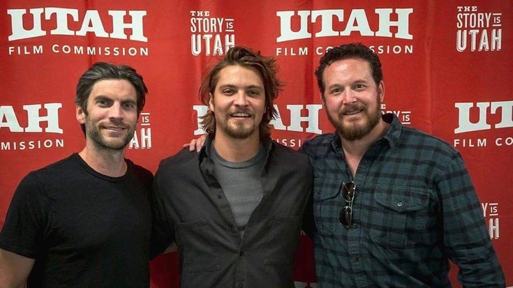 KayceDutton_'s tweet image. Bueno me voy los veré mañana 👋🏻