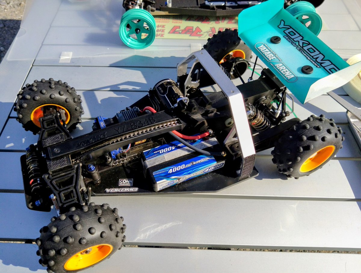 conn_J's tweet image. #OSRM に持ち込んだドッグファイター　謎の新興ブランド「トップクルー・パフォーマンス」による 現代のM3相当コンパウンドを使用したノスタルジックタイヤを装着　走行フィールは「めっちゃいい」　#ドッグファイター