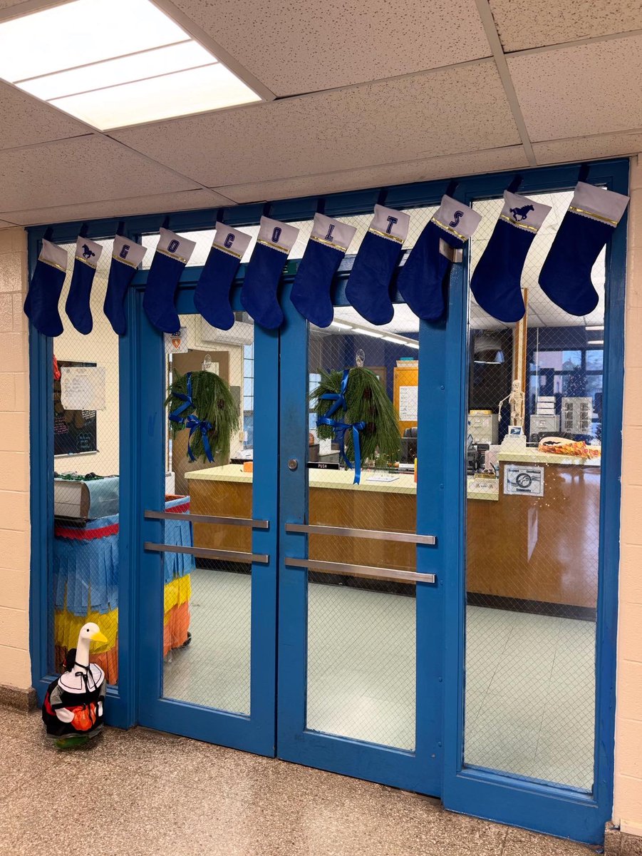 Ms. Bayles tweet media