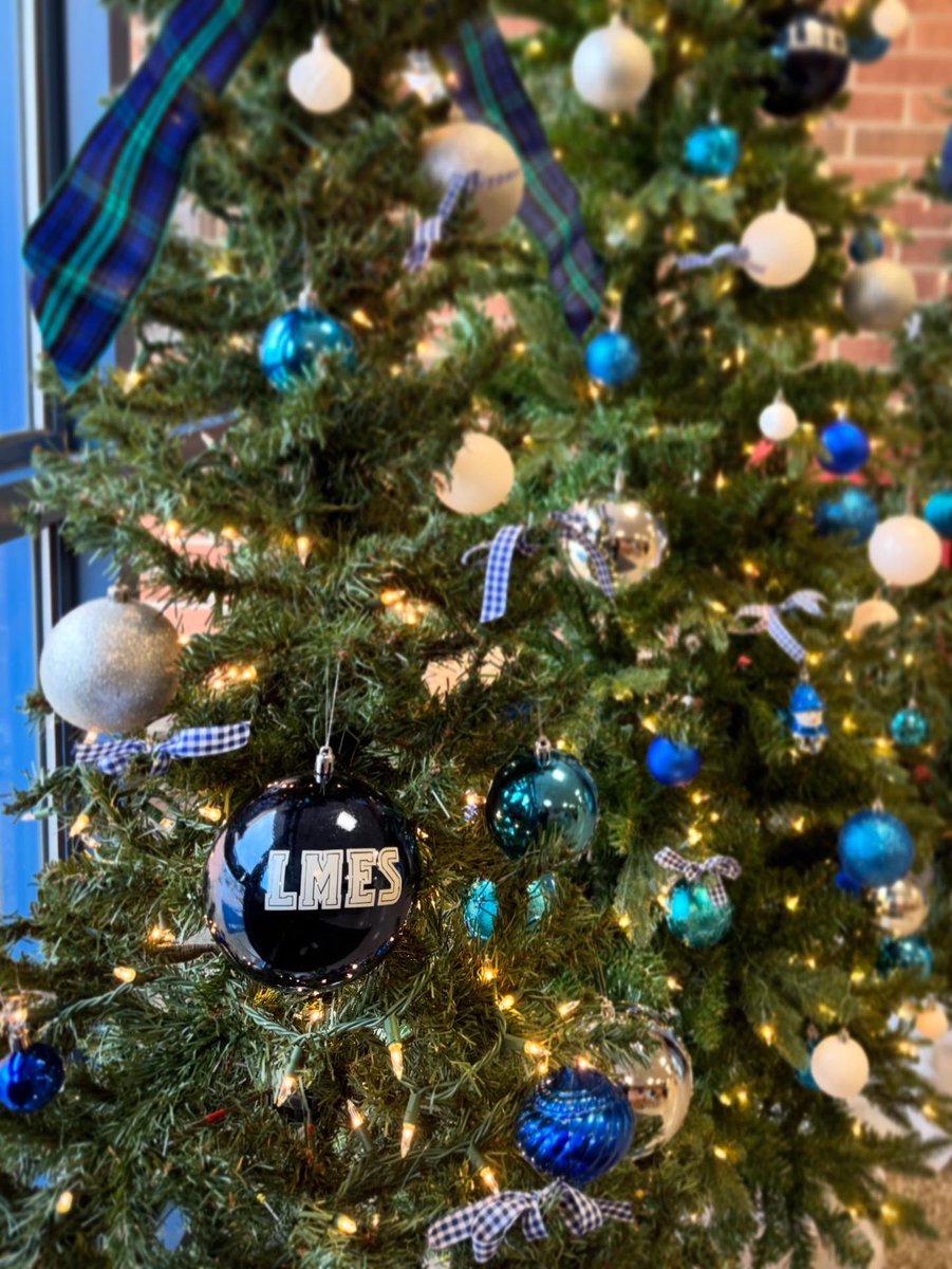 Ms. Bayles tweet media