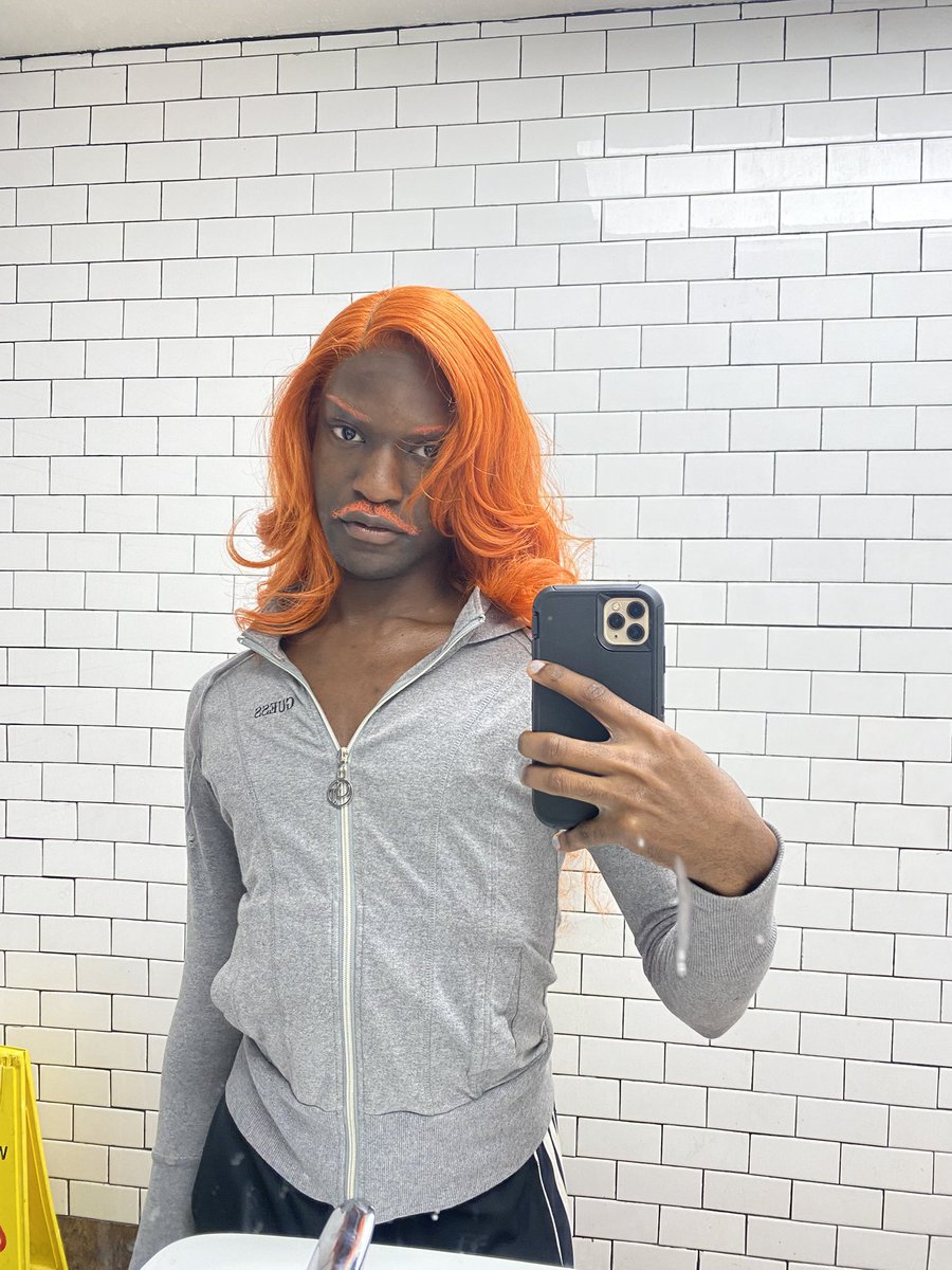 26 years old 
4 years living with HIV 
3 years Undetectable
I am loved. I am healthy. I am powerful. I am more than enough.🧡
#Endthestigma