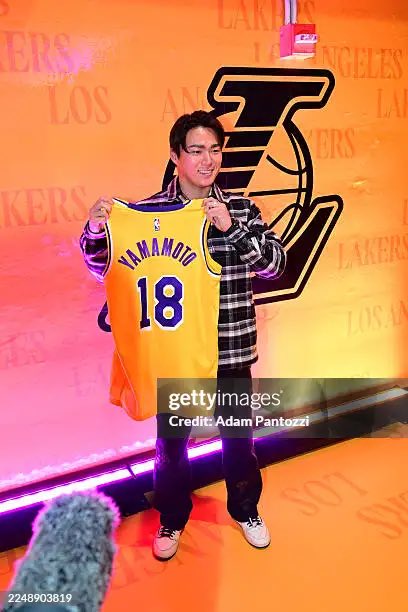 A-HOPE ⁷ #APOBANGPO 💜7️⃣ ARIRANG IS HERE! tweet media