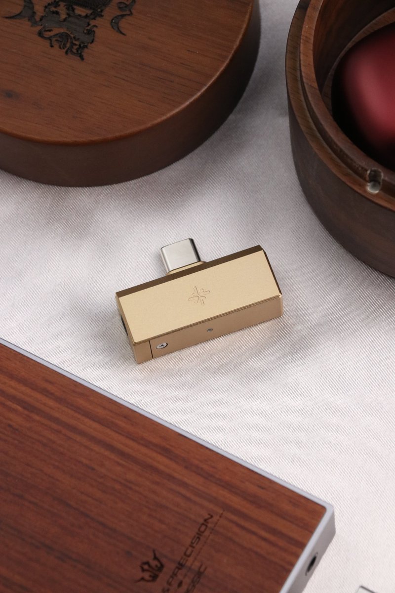 SNOWSKYofficial's tweet photo. SNOWSKY Tiny supports in-line controls and calls: With upgraded compatibility, the TINY works seamlessly for music, calls, and karaoke—even Huawei phones are fully supported.
#fiio #snowsky #Tiny #dongle https://t.co/IRfqRyfOLY