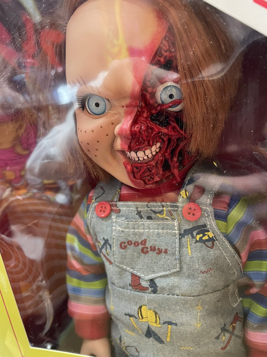 ゼロワンオープンしました‼️

🔪新入荷情報🔪
激レアのチャッキー入荷しました‼️
約50センチある大きなトーキングフィギュアです‼️
作りが繊細で見てるだけでも興奮します👍

本日もお待ちしております🙇