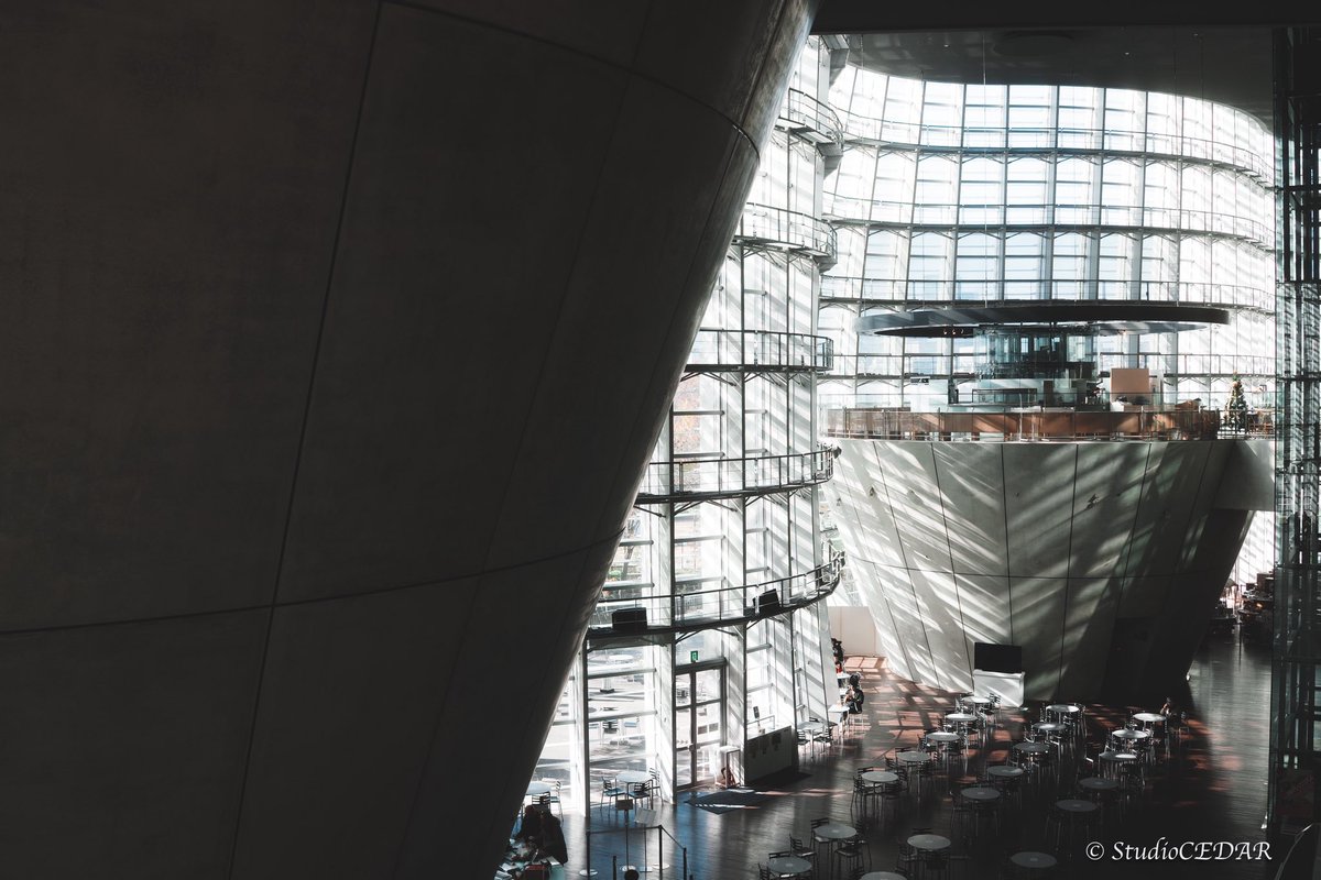 いるはずの場所に人がいない写真をまとめた「unmanned」 普通に行って