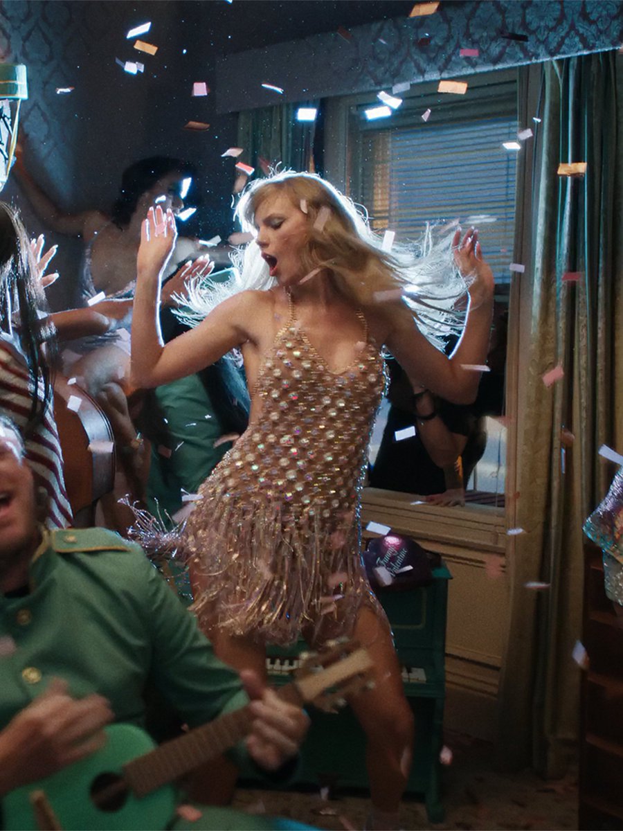 blessedswifty's tweet image. ‼️| Margot Robbie on her friendship with @TaylorSwift13:

— “She’s so lovely, a real girls girl.”