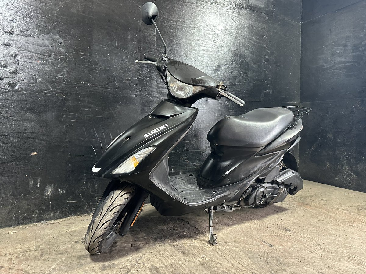 オートショップable 03010533S スズキ アドレスV125 黒  関東圏内 即日配送 激安配送料金3000円〜。 他にも多数出品中！！オートショップableで検索♩ 修理や買取も可能です！クレジット分割、代引き支払い可能！平均在庫日数3日 業者卸にも オートショップable 03010533S スズキ アドレスV125 黒 関東圏内 即日
