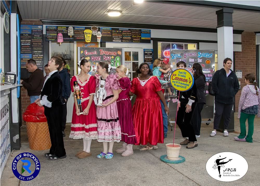 FriendsRcb's tweet image. The Rockville Civic Ballet Claras &amp;amp; Fritzs portrayed by Kaylin, Lilian, Hannah, Willa, Xander, &amp;amp; Andrew came by the Rockville Carmens store for some sweet treats on 
#ClarasMagicalJourney!  

📅: Dec. 5-7 &amp;amp; 12-14
🎟:  fscottfitzgerald.showare.com/eventperforman…
💵: $17/Adults and $13/Seniors &amp;amp; Kids