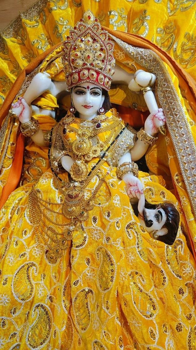 पितांबराविद्या के नाम से विख्यात माँ बगलामुखी की साधना प्राय: शत्रु के भय से मुक्ति और वाकसिद्धि प्राप्त करने के लिए की जाती है।