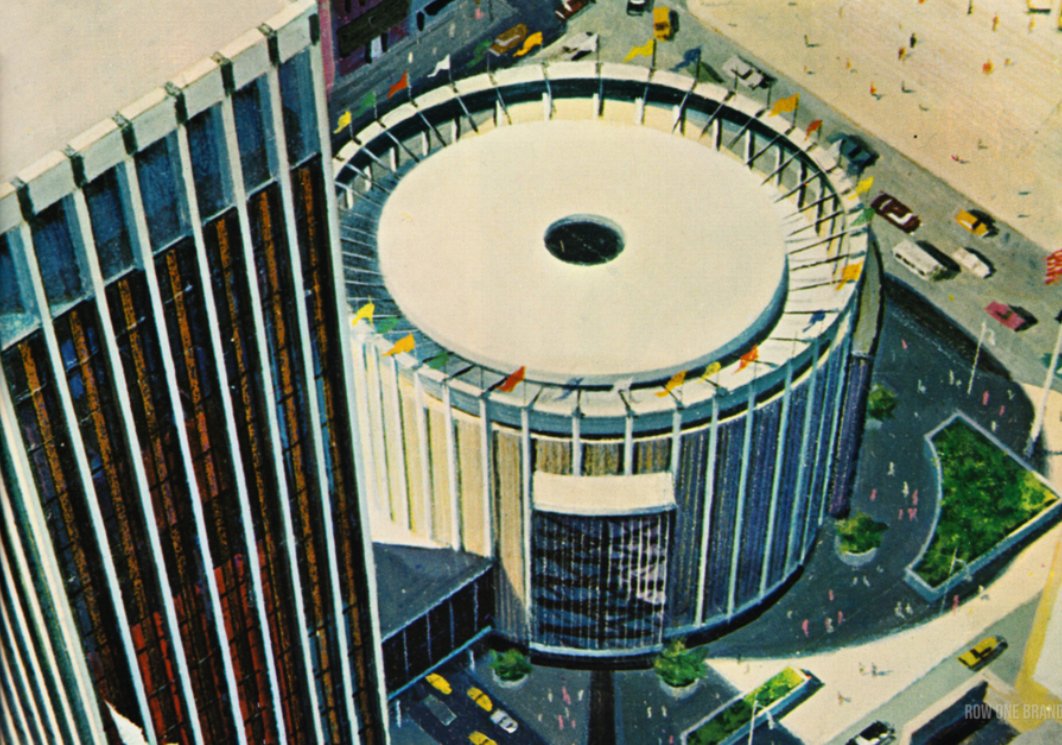 I seen this post about some NFL stadium layouts looking like the all seeing eye. Madison Square Garden is no different. It even has a pupil 🧐
Evil is everywhere....Stay In The Word ✨✝️
#James4.8 #JesusSaves ⚔️