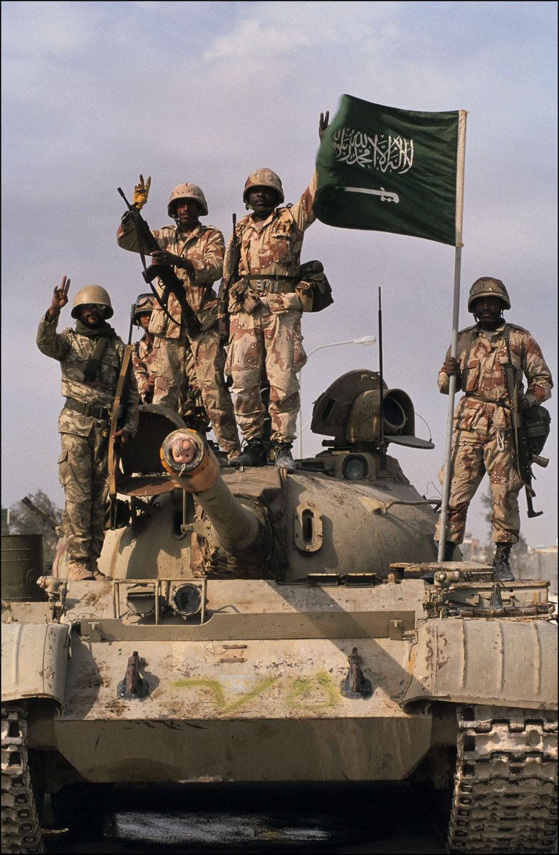 A3A's tweet photo. حرب الخليج ١٩٩٠م. https://t.co/ILSBCD0PVe