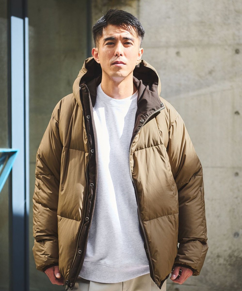 天気や気分に合わせて “今日はどっちを着よう”と選べるリバーシブル