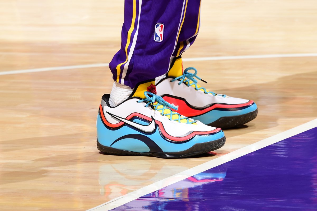 lebron james stewie griffin