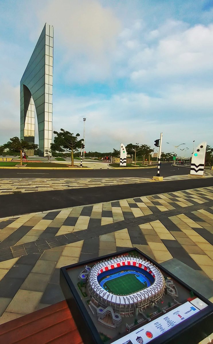 En ese entonces no estábamos tan lejos de la realidad 👍🔴⚪️ <a href="/JuniorClubSA/">Junior FC</a> <a href="/FunMuseoMLM/">Fundación Museo Rojiblanco M.L.M.</a>