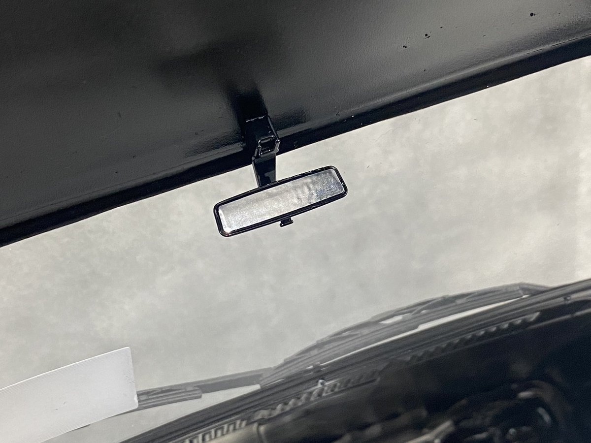 ルームミラーも新素材を採用。「折れやすい」といった声を改善していますのでぜひお試しください☺️ルーフに装着する（Type-A）とフロントガラスに装着する（Type-B）をラインナップ。しかもそれぞれのタイプに2種類のミラーが付属します！！