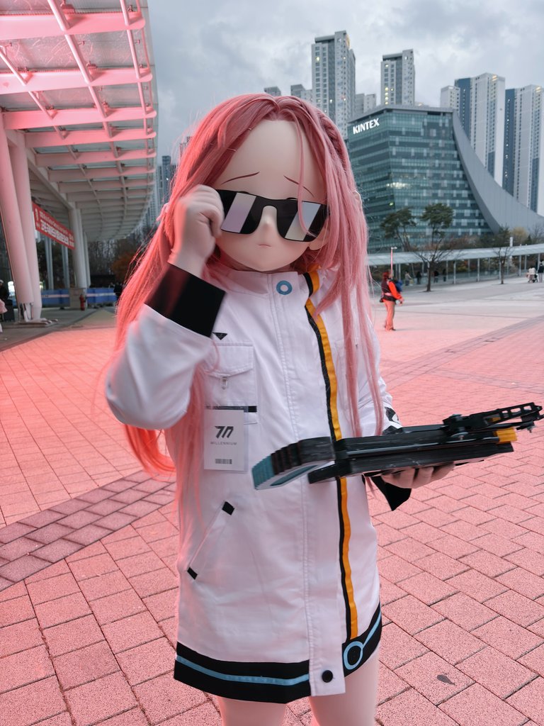 블리전 유즈 몇장

(헤일로없는 이유 - 중간에 연결부 부러짐😢)

📸:<a href="/Eggroll_kig/">Eggroll</a> 
<a href="/gunbbang710/">乾パン</a>