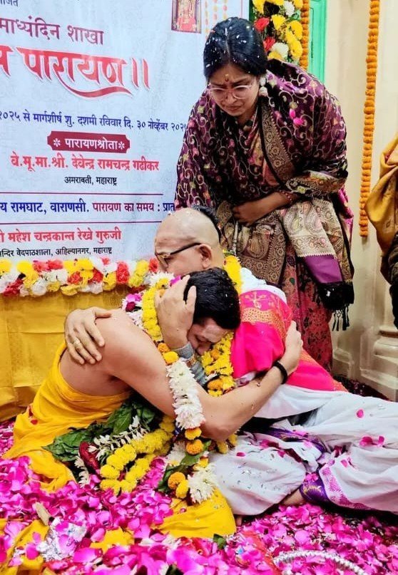 Alpha_Abhijit's tweet image. I don’t lean toward religion, yet this picture carries a grace that feels almost sacred.