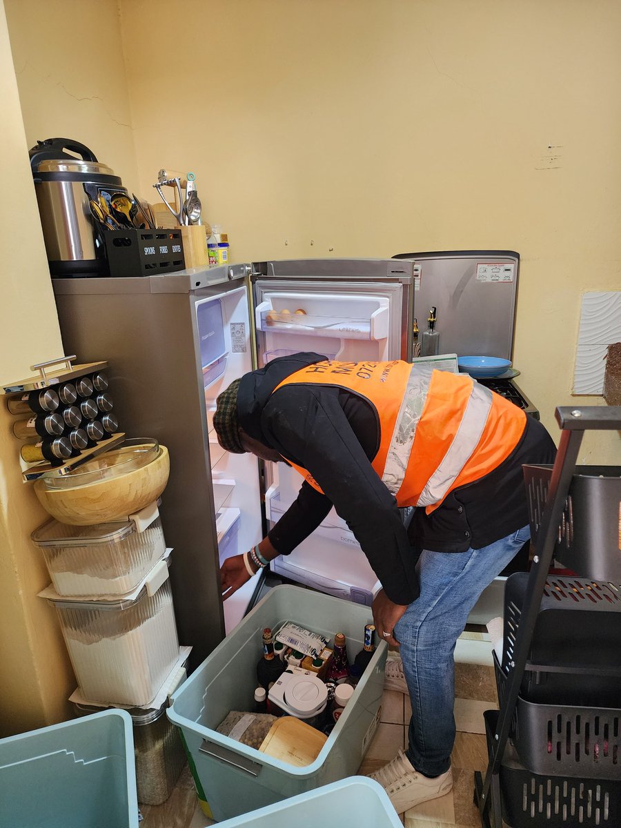 Mercynicky_'s tweet image. A couple of things determine the price of your move:

✅️The distance between where you are moving from and to 
✅️The size of the household 
✅️Is there a lift 
✅️The type of package to use
✅️Moving from what floor to what floor