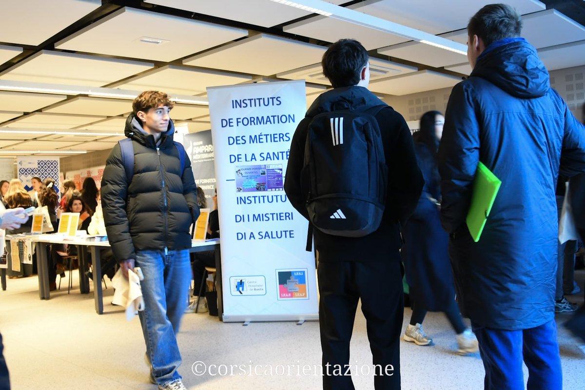 🎉 C’est parti pour E Strade di l’Avvene !
Les Terminales commencent aujourd’hui leur immersion dans les formations post-bac corses.
Une première journée riche en échanges, questions, découvertes et projets 🎓
📅 Mardi 2 décembre
#EStrade #Terminales #PostBac #Orientazione