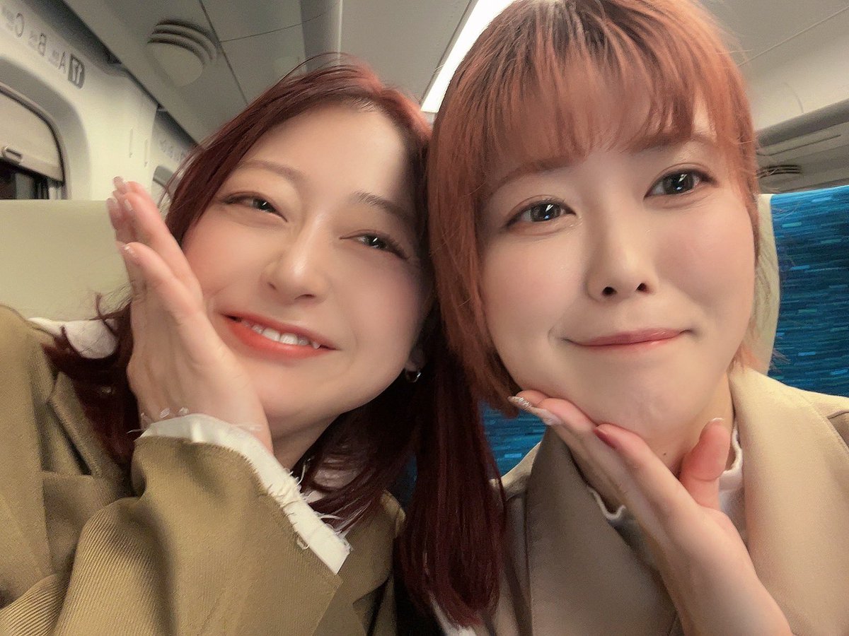 ast_uru's tweet photo. 本日は、執行役員のるなさんと
一緒に大阪店出張でした！
るなさんと一緒に遠方へ足を運んでのお仕事は初でしたが、着眼点から一つ一つの発言全て学びでした。

もっともっと頼りになれる存在に、
直営店がさらに発展するためのお力添えになれるよう精進します✊🏻 https://t.co/cuhPpxZrHn