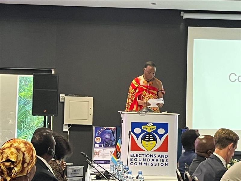 IDEA_Africa's tweet image. The 27th @theECFSADC AGC, themed “AI and Elections: Threats and Opportunities,” opened today in Eswatini. The event boosts cooperation among EMBs in the Southern Africa to protect electoral integrity. @Int_IDEA provides technical support through the @EUtoAU  funded SPEC Project.