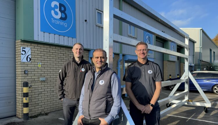 FIRE_Editor's tweet image. Steering Group to shape post-Grenfell cladding training
Read more ..... fire-magazine.co.uk/steering-group…
@3BTraining @CITB_UK @BuildingSafety @NFCC_FireChiefs @fbunational 
#cladding #BuidlingSafetyAct #Training