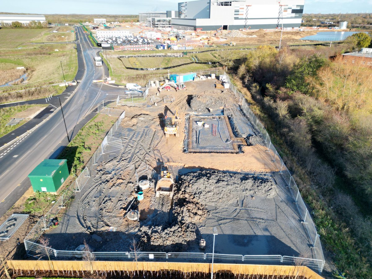 A brand-new <a href="/StarbucksUK/">Starbucks UK</a>  drive-thru is set open its doors at Unity in March following the commencement of work onsite last month

Over 15 new jobs are expected to be created at the 1,840 sq.ft. drive-thru when it opens

👇 Find out more:

unity-yorkshire.com/full-steam-ahe…

#Yorkshire