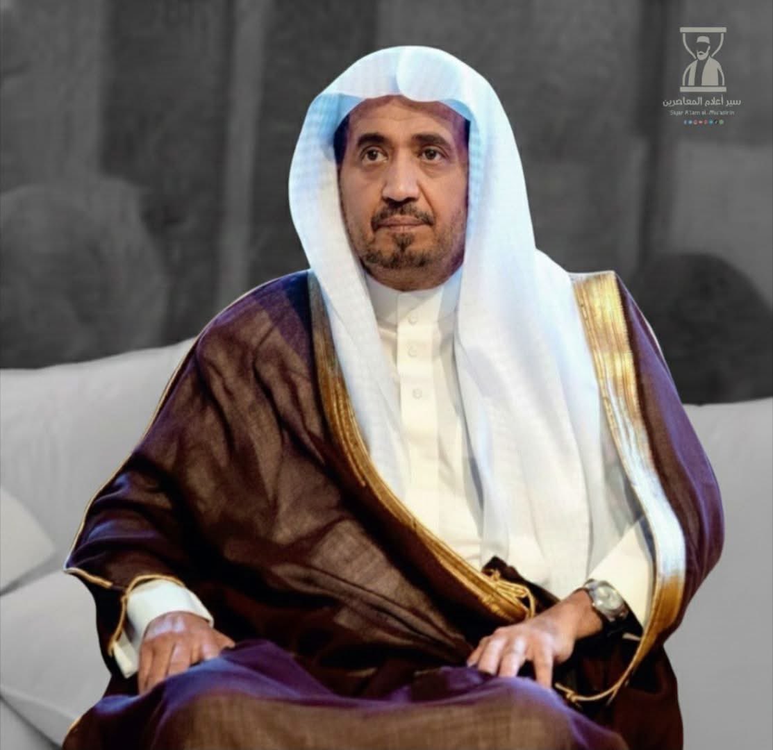 ABUHAFSATU1's tweet photo. # العقلا محمد#
رحم الله مدير الجامعة الاسلامية سابقا الاستاذ الدكتور محمد بن علي العقلا  فقد  كان علَماً من أعلام الجامع، أباً للطلاب قبل أن يكون مديرًا لهم، قريباً من قلوبهم، يزورهم في غرفهم ومجالسهم، ويتلمّس حاجاتهم بعطفٍ وحكمة. فتح أبواب الدراسات العليا، ورفع مكانة الجامعة. https://t.co/dtMiOQLYyT